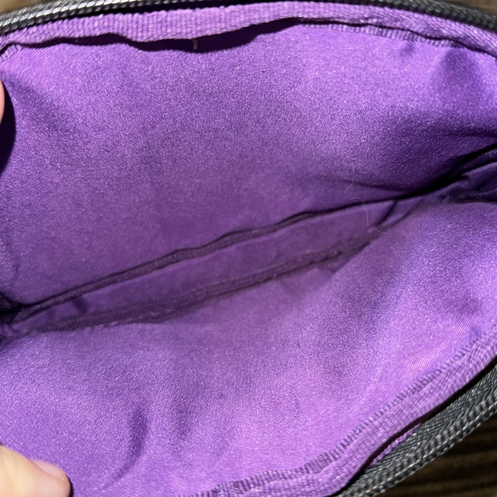 Herschel cosmetic/toiletry case - Picture 4 of 5